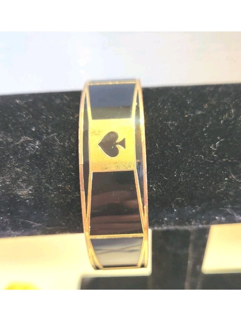 Kate Spade Take A Bow Gold Toned Bangle Bracelet With Spade READ